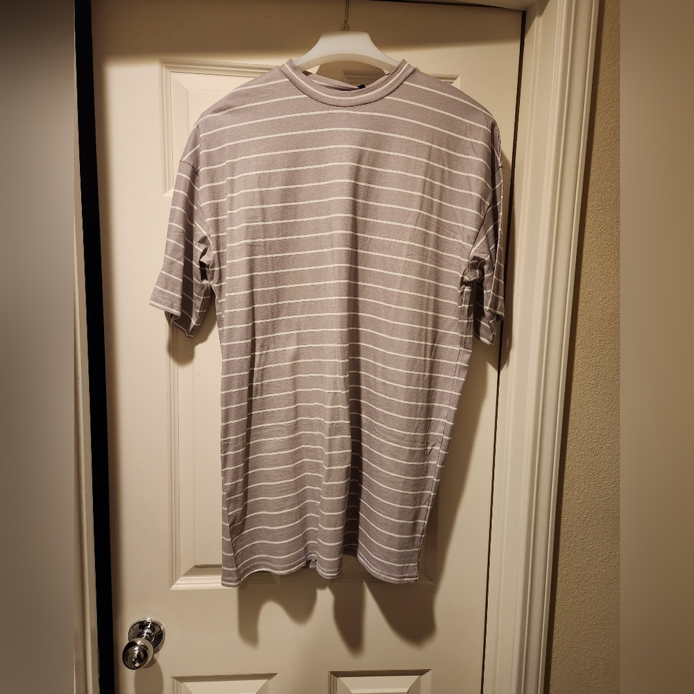 NWT Oversized tshirt lavender and thin white stripes